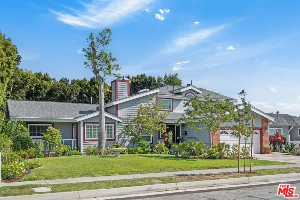 2353 W 230th Place Torrance, CA 90501