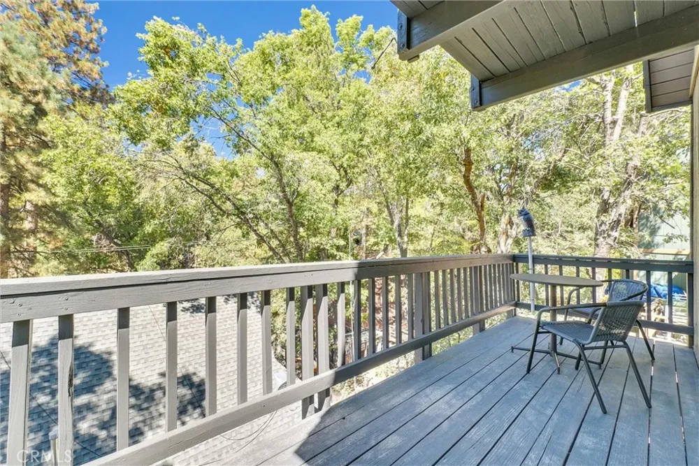 32794 Cougar Lane Arrowbear, CA 92382
