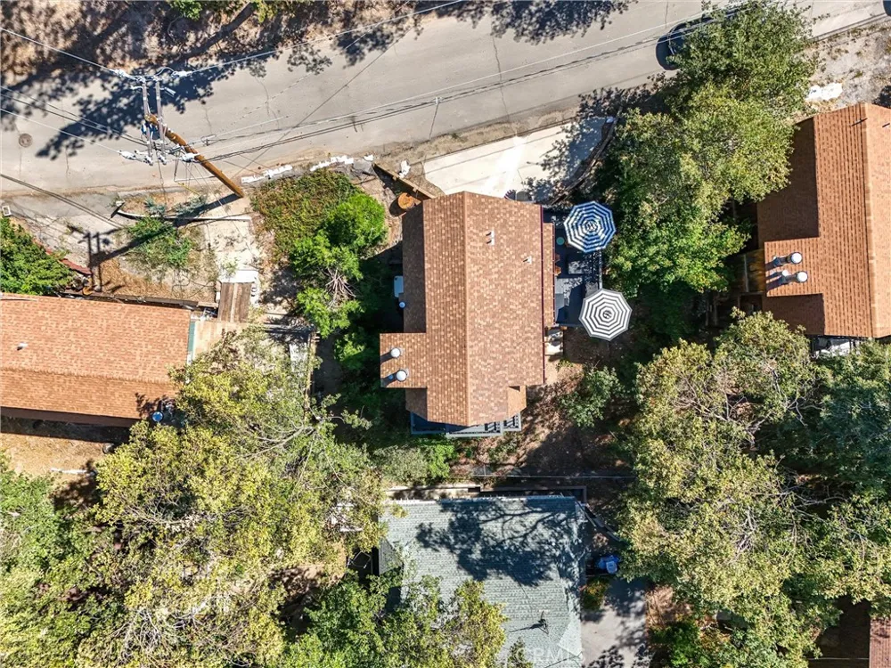 32794 Cougar Lane Arrowbear, CA 92382