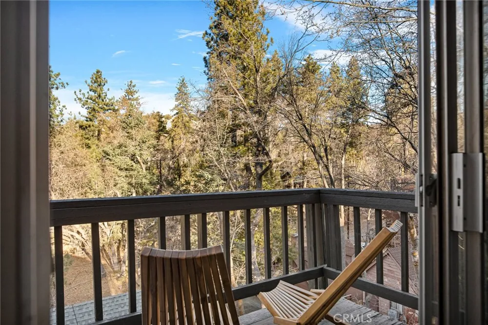 32794 Cougar Lane Arrowbear, CA 92382