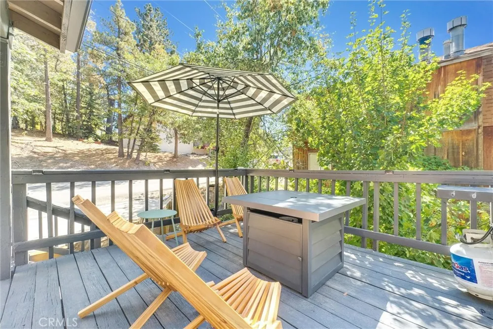 32794 Cougar Lane Arrowbear, CA 92382