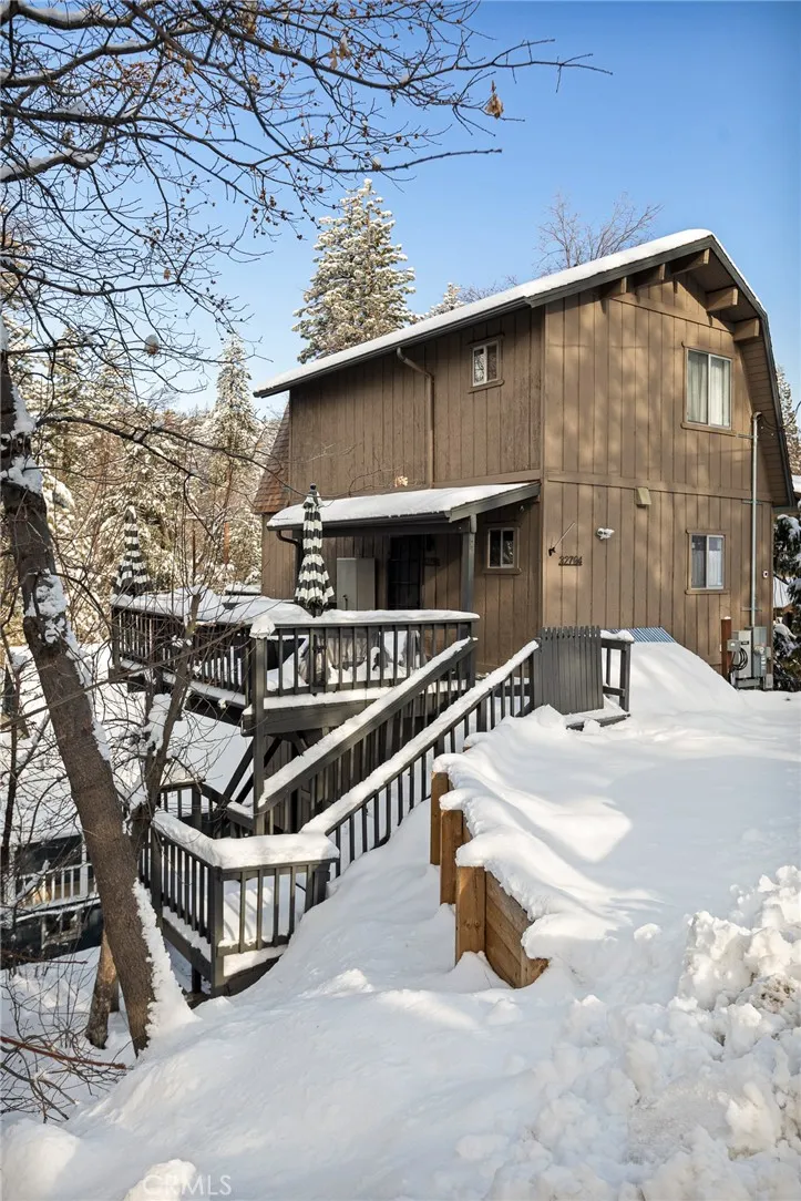 32794 Cougar Lane Arrowbear, CA 92382