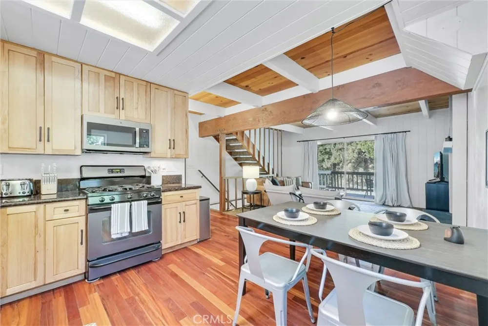 32794 Cougar Lane Arrowbear, CA 92382