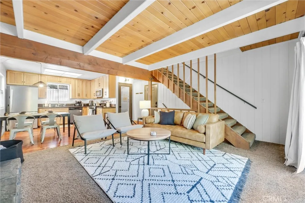 32794 Cougar Lane Arrowbear, CA 92382