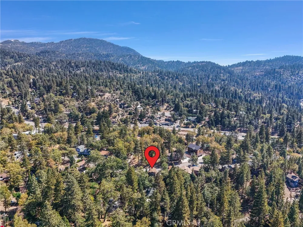 32794 Cougar Lane Arrowbear, CA 92382