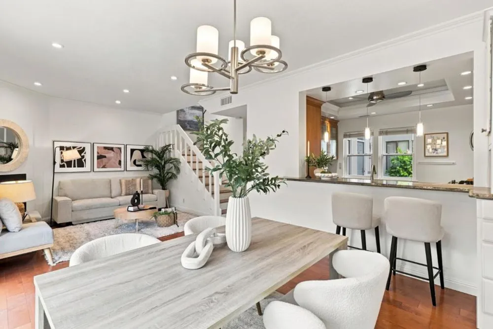 216 8th Avenue San Mateo, CA 94401
