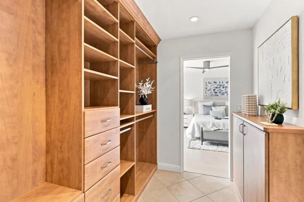 216 8th Avenue San Mateo, CA 94401