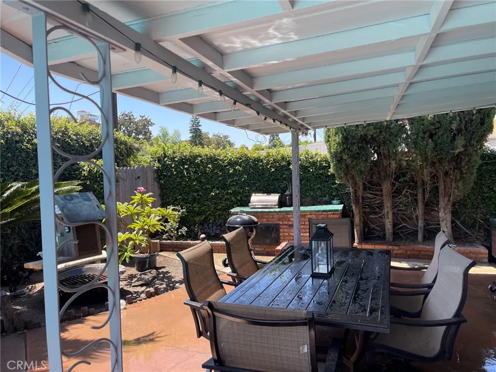 1406 W Baker Fullerton, CA 92833