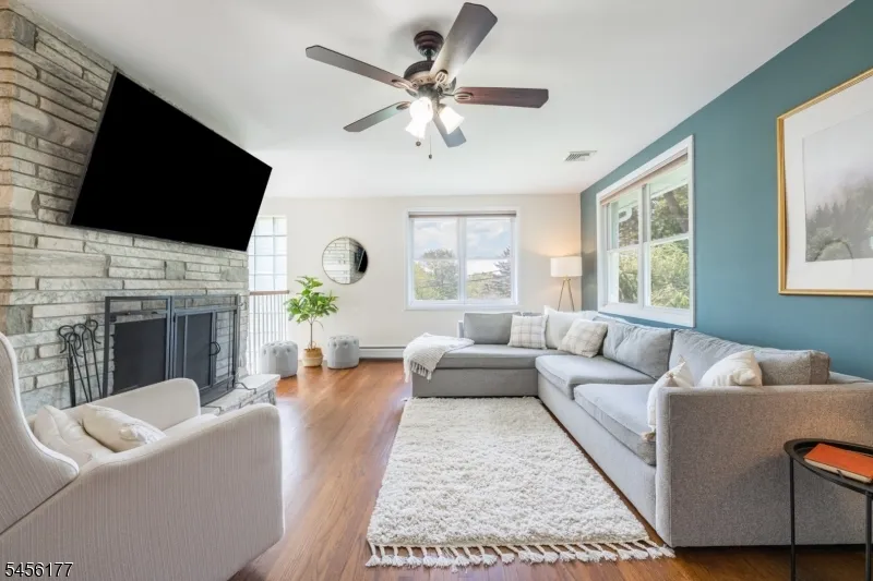 27 Dalewood Rd Wayne, NJ 07470