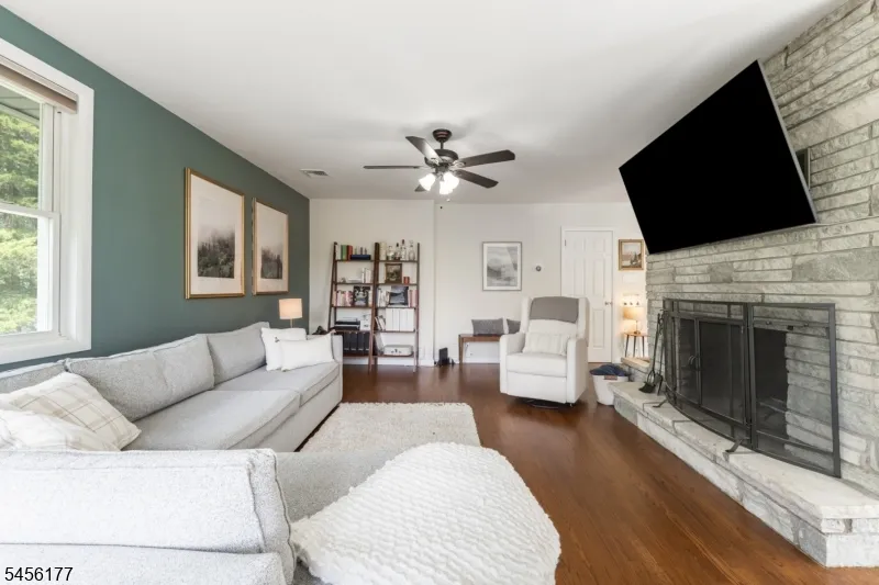 27 Dalewood Rd Wayne, NJ 07470