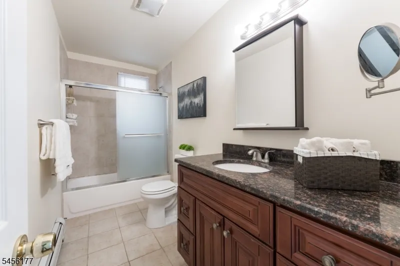 27 Dalewood Rd Wayne, NJ 07470