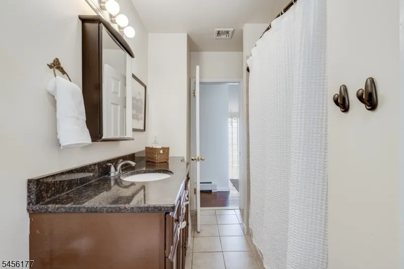 27 Dalewood Rd Wayne, NJ 07470