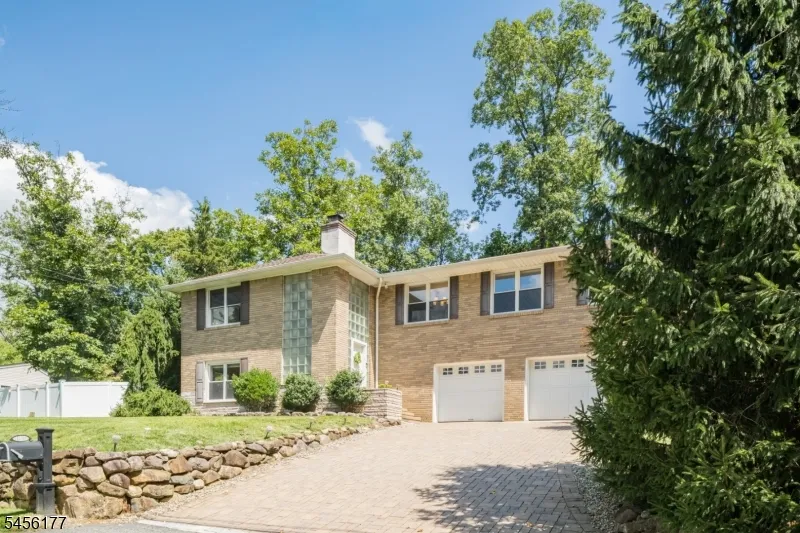 27 Dalewood Rd Wayne, NJ 07470
