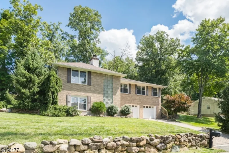27 Dalewood Rd Wayne, NJ 07470