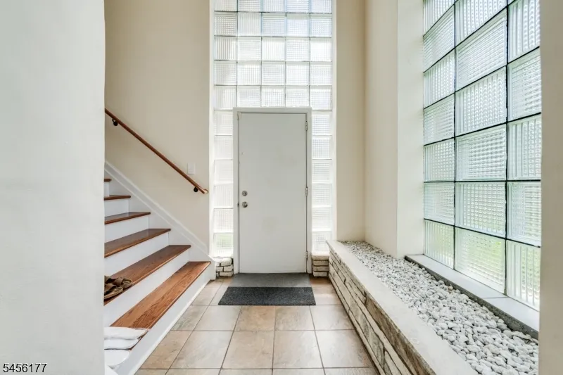 27 Dalewood Rd Wayne, NJ 07470