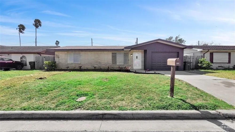 206 E Dunkin Circle Harlingen, TX 78550