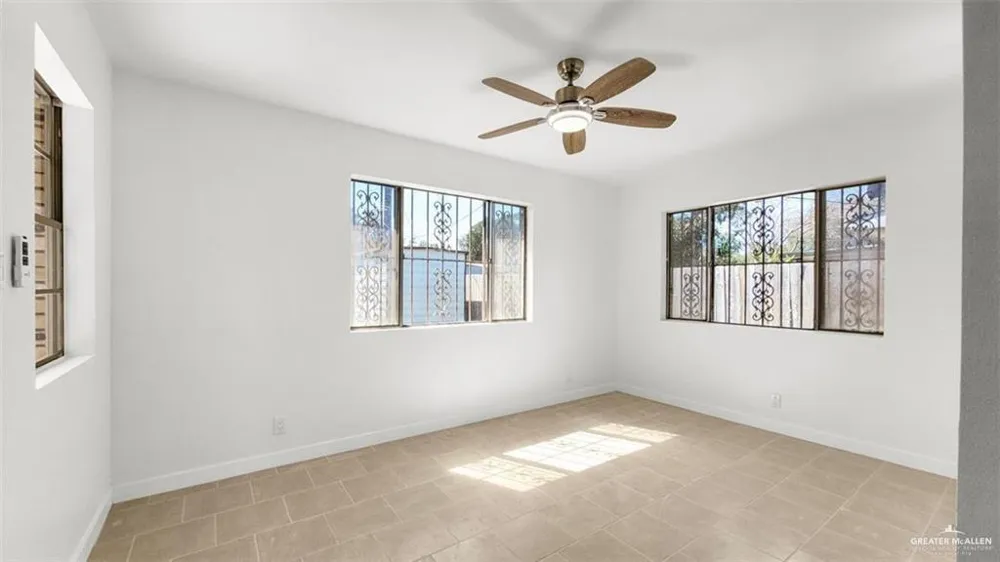 206 E Dunkin Circle Harlingen, TX 78550