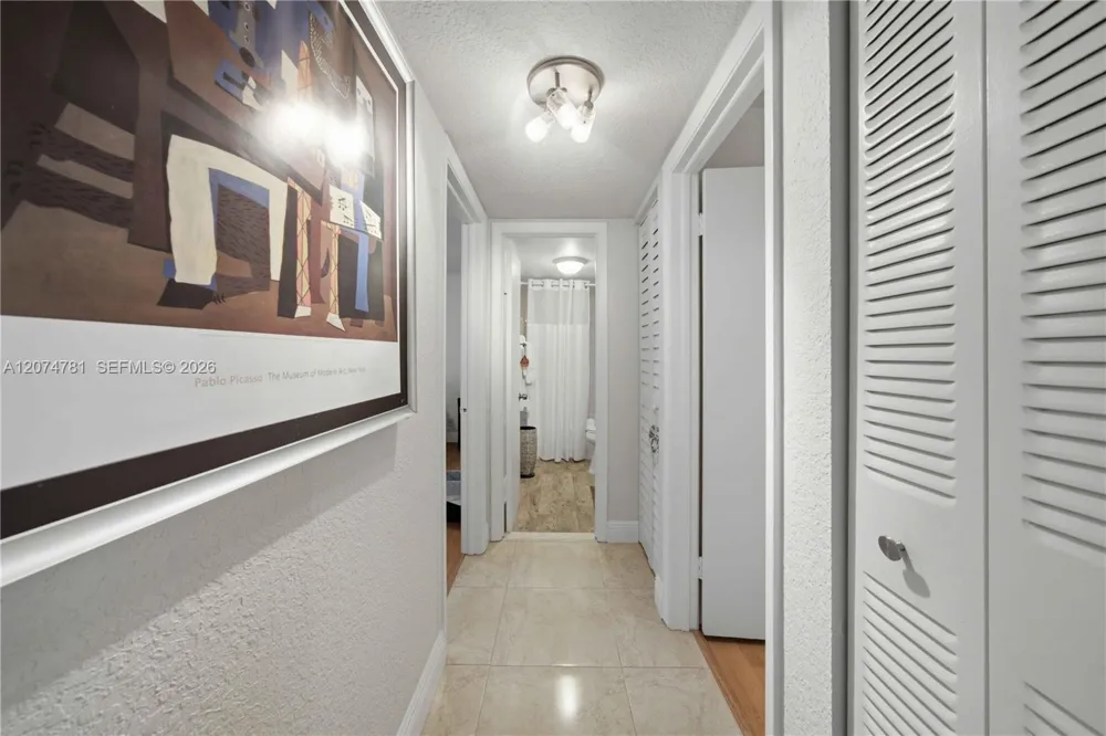 441 SE 3rd St #207 Dania Beach, FL 33004