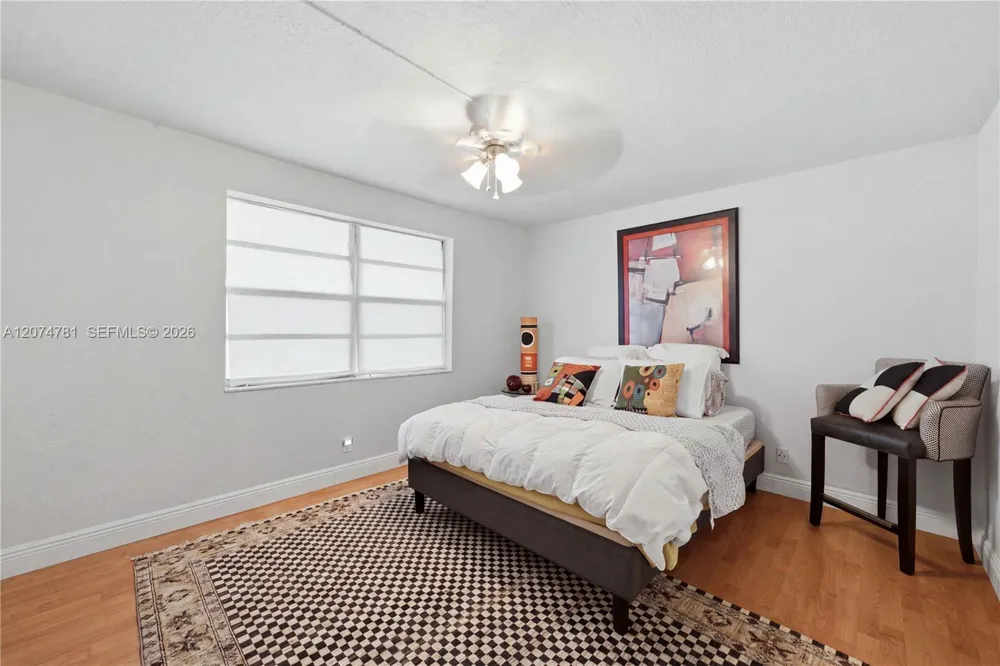 441 SE 3rd St #207 Dania Beach, FL 33004