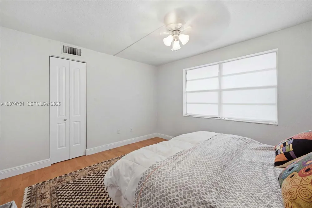 441 SE 3rd St #207 Dania Beach, FL 33004