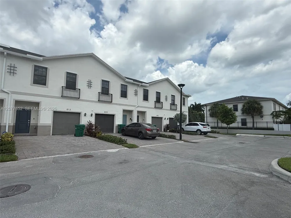 813 SW 11th Ter #0 Florida City, FL 33034