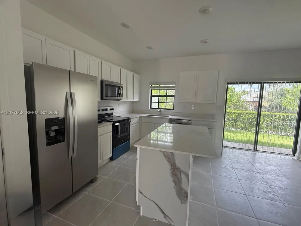 813 SW 11th Ter #0 Florida City, FL 33034