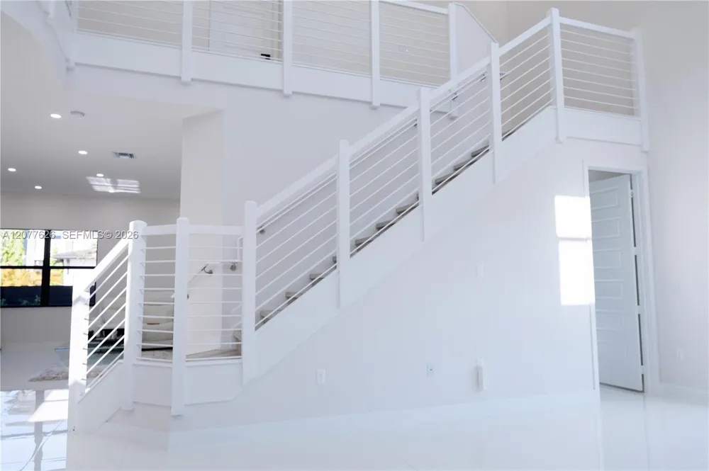 8824 NW 161st Ter Miami Lakes, FL 33018