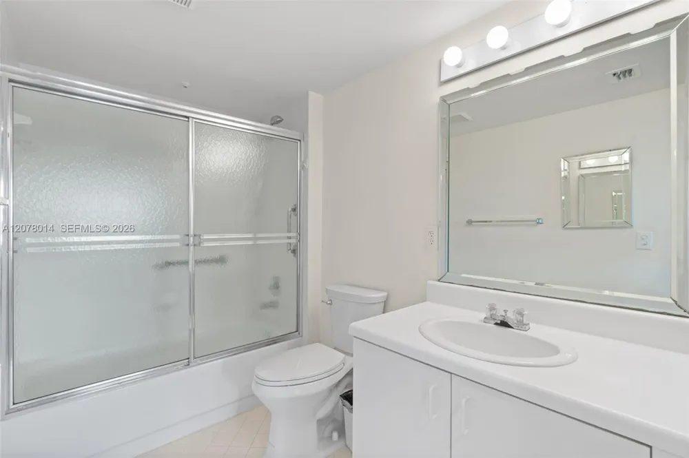 13705 SW 12th St #409B Pembroke Pines, FL 33027