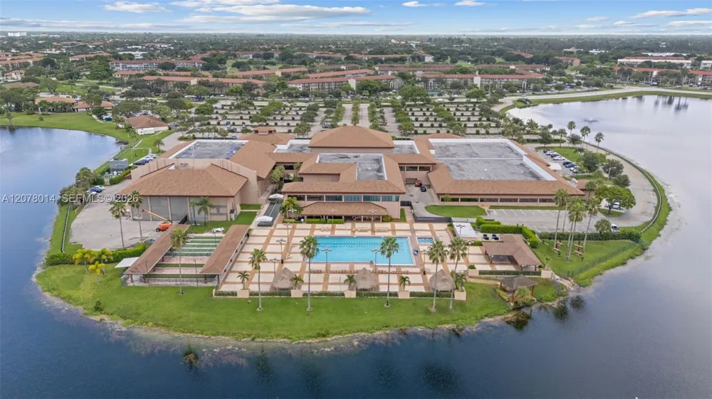 13705 SW 12th St #409B Pembroke Pines, FL 33027