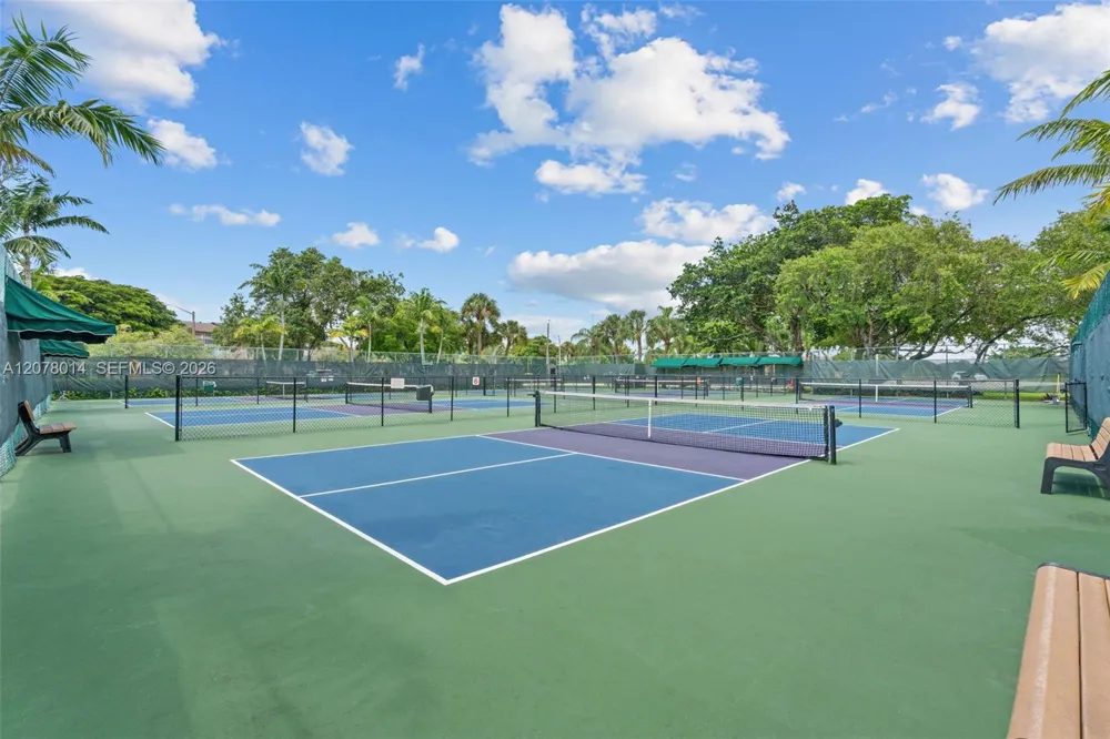 13705 SW 12th St #409B Pembroke Pines, FL 33027