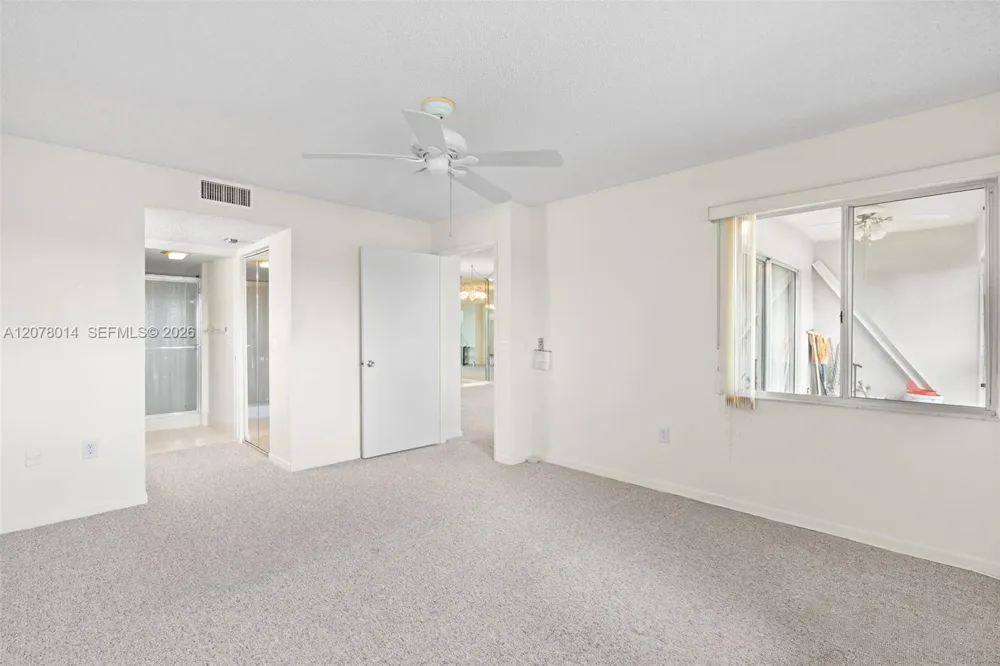 13705 SW 12th St #409B Pembroke Pines, FL 33027