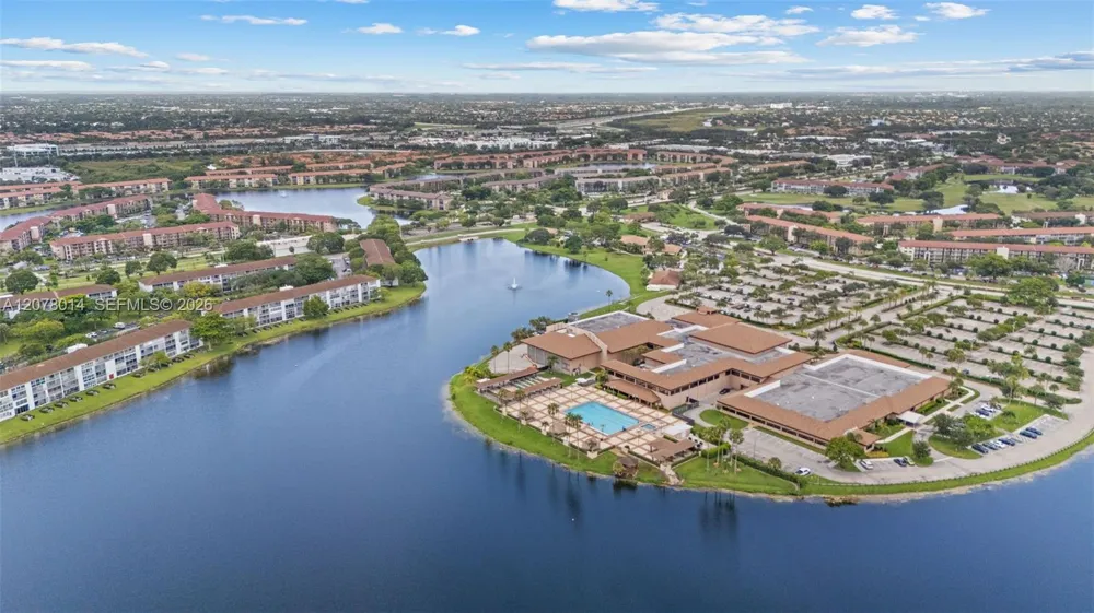 13705 SW 12th St #409B Pembroke Pines, FL 33027