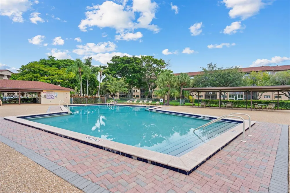 13705 SW 12th St #409B Pembroke Pines, FL 33027