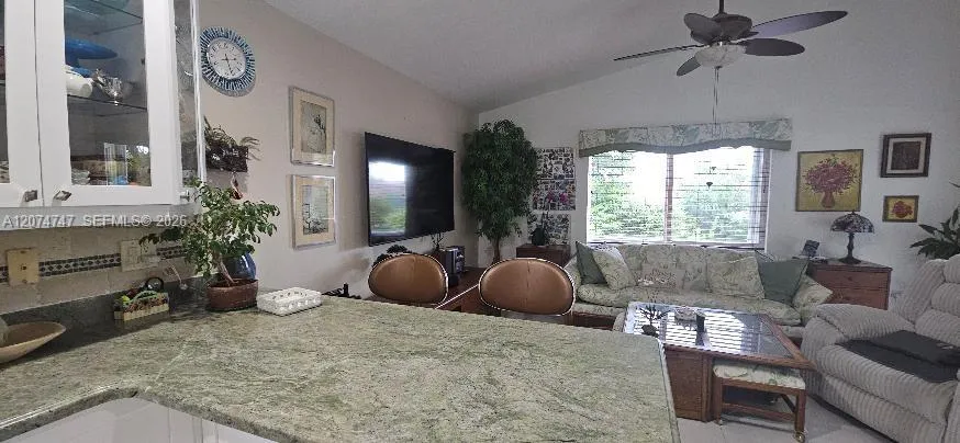 16461 SW 103 terr Miami, FL 33196