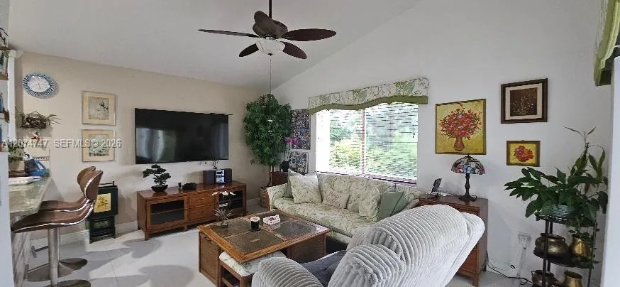 16461 SW 103 terr Miami, FL 33196