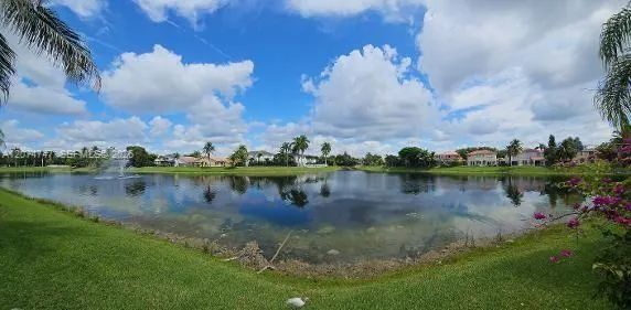 16461 SW 103 terr Miami, FL 33196
