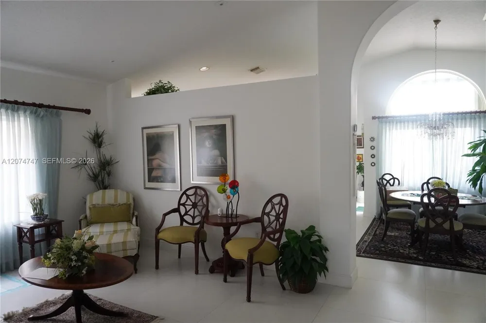 16461 SW 103 terr Miami, FL 33196