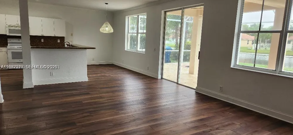 1863 Silverbell Ter #1863 Weston, FL 33327
