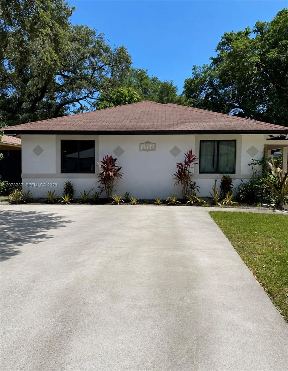 2766 NW 168th Ter Miami Gardens, FL 33056