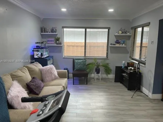2766 NW 168th Ter Miami Gardens, FL 33056
