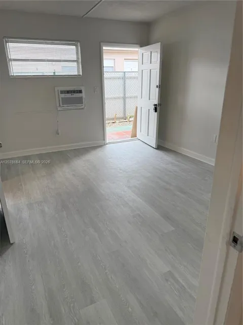 166 W 8th St #1