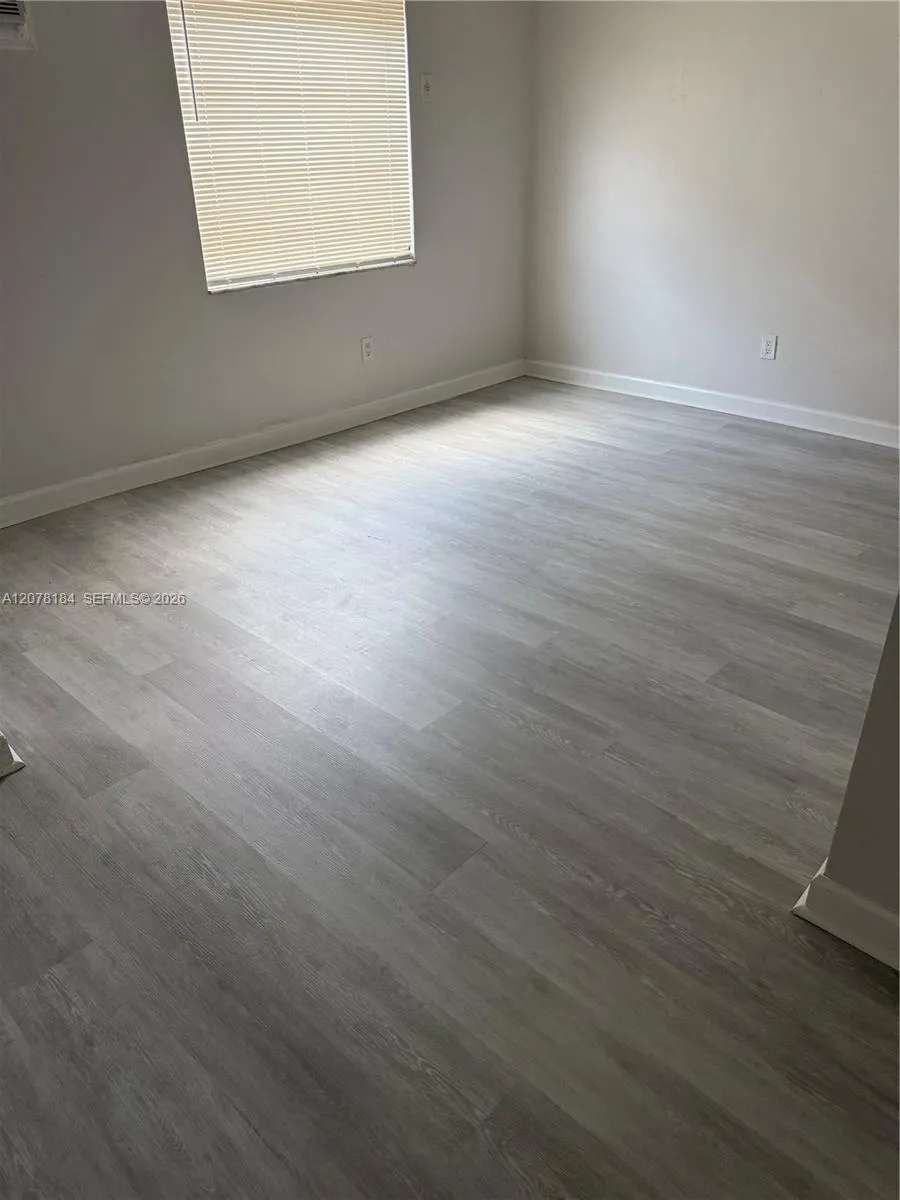 166 W 8th St #1 Hialeah, FL 33010