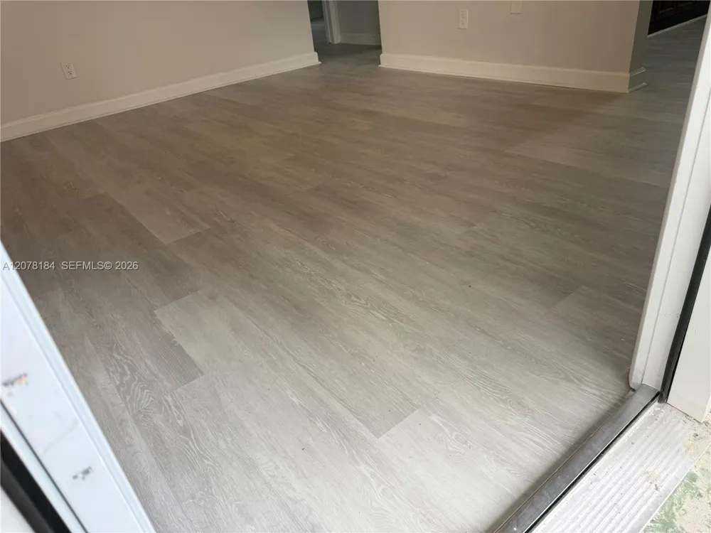 166 W 8th St #1 Hialeah, FL 33010