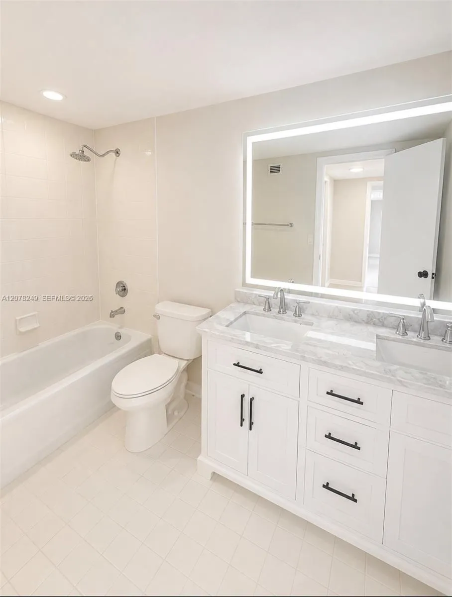600 Three Islands Blvd #1707 Hallandale Beach, FL 33009