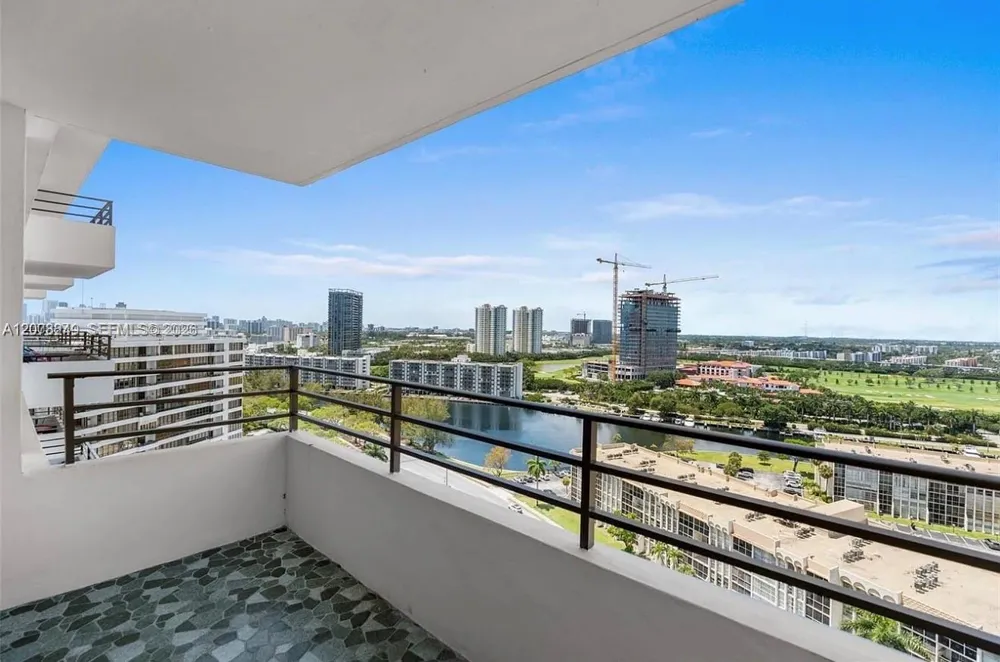 600 Three Islands Blvd #1707 Hallandale Beach, FL 33009
