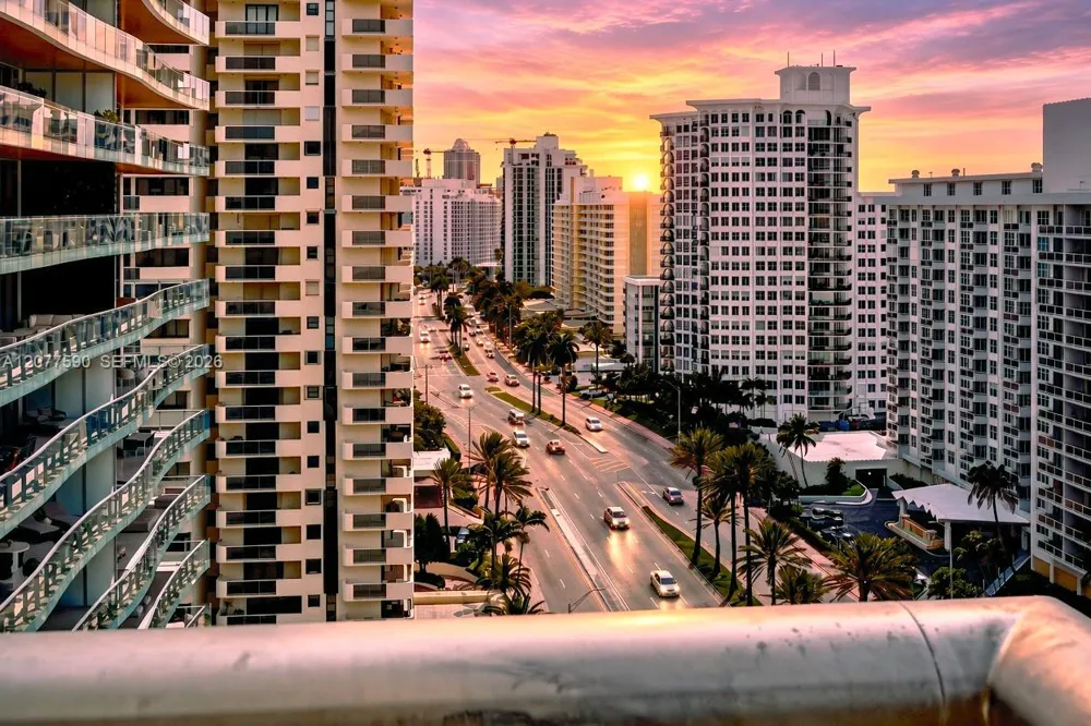 5801 Collins Ave #PH1600 Miami Beach, FL 33140