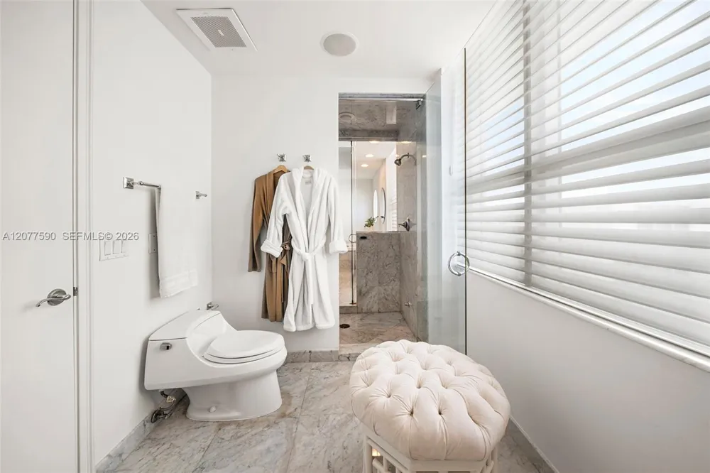 5801 Collins Ave #PH1600 Miami Beach, FL 33140