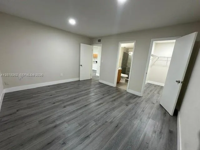 11301 SW 200th St #104-A Miami, FL 33157