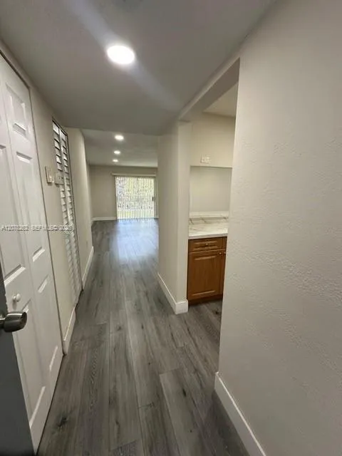 11301 SW 200th St #104-A Miami, FL 33157