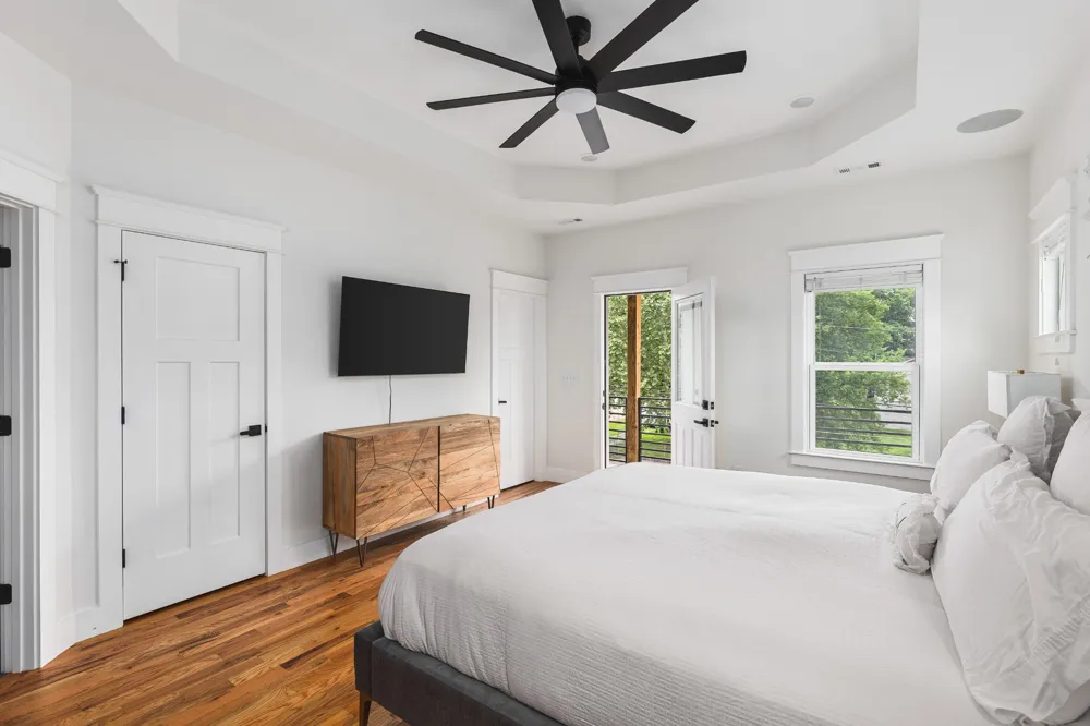 906A Lischey Ave Nashville, TN 37207